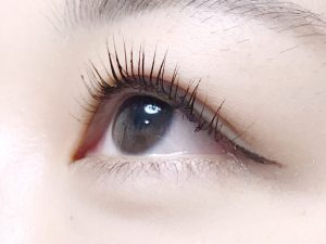 まつげリフティングカールとティント Total Beauty Room Cutiem